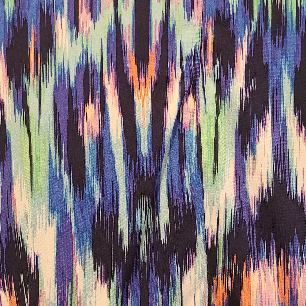 Patterned Dress - Picture 2 of 2